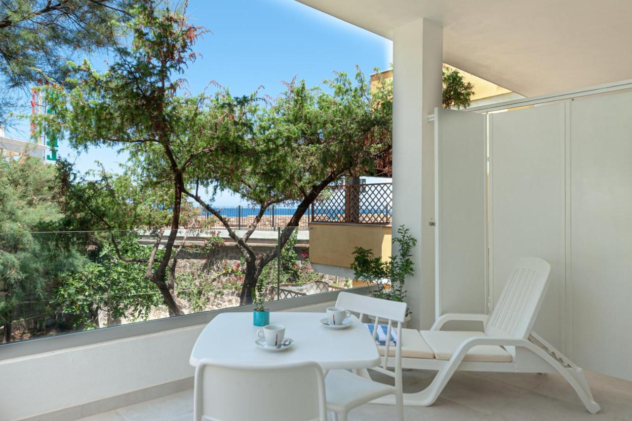 Lux B&Beach Sardvs Castelsardo Exterior foto